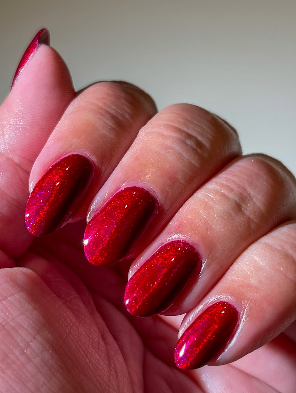 Sparkling Cherry Red Cat Eye Oval Nails