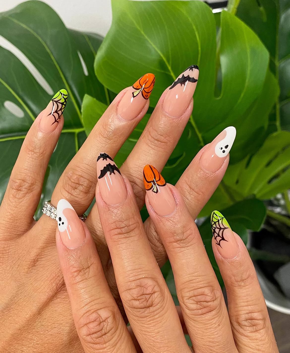 28 Spooktacular Halloween Nail Ideas You Need To Try 3 Spooky Halloween Almond French Tip Art