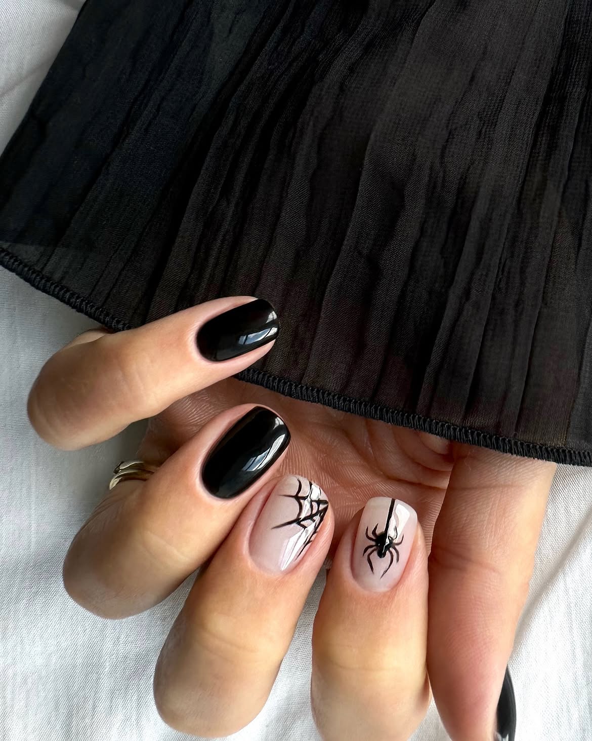 29 Spooky & Chic Halloween Nail Ideas for Short Nails 26 Spooky Spiderweb French Tip Halloween Nails