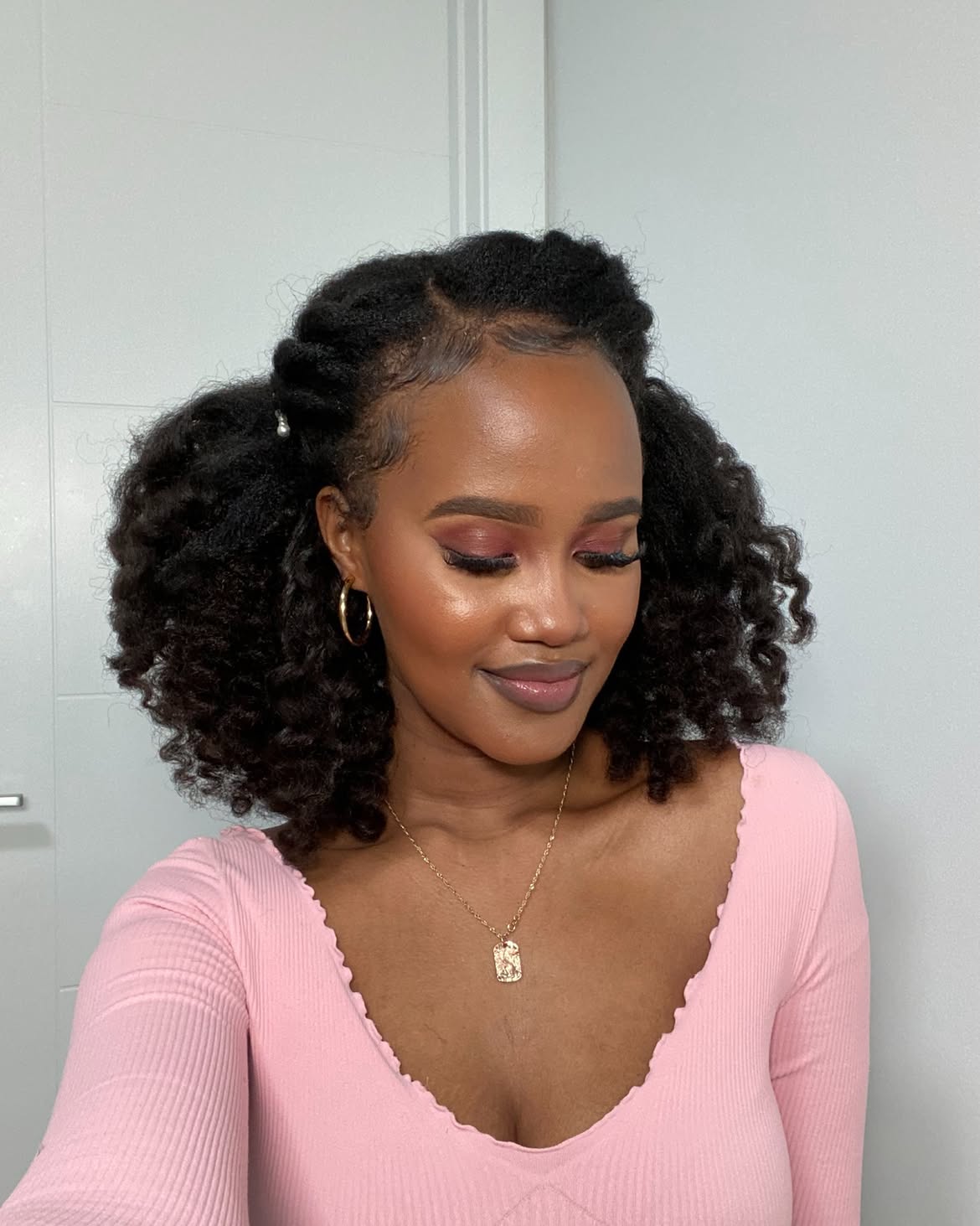 Twisted Pigtails With Defined Coils