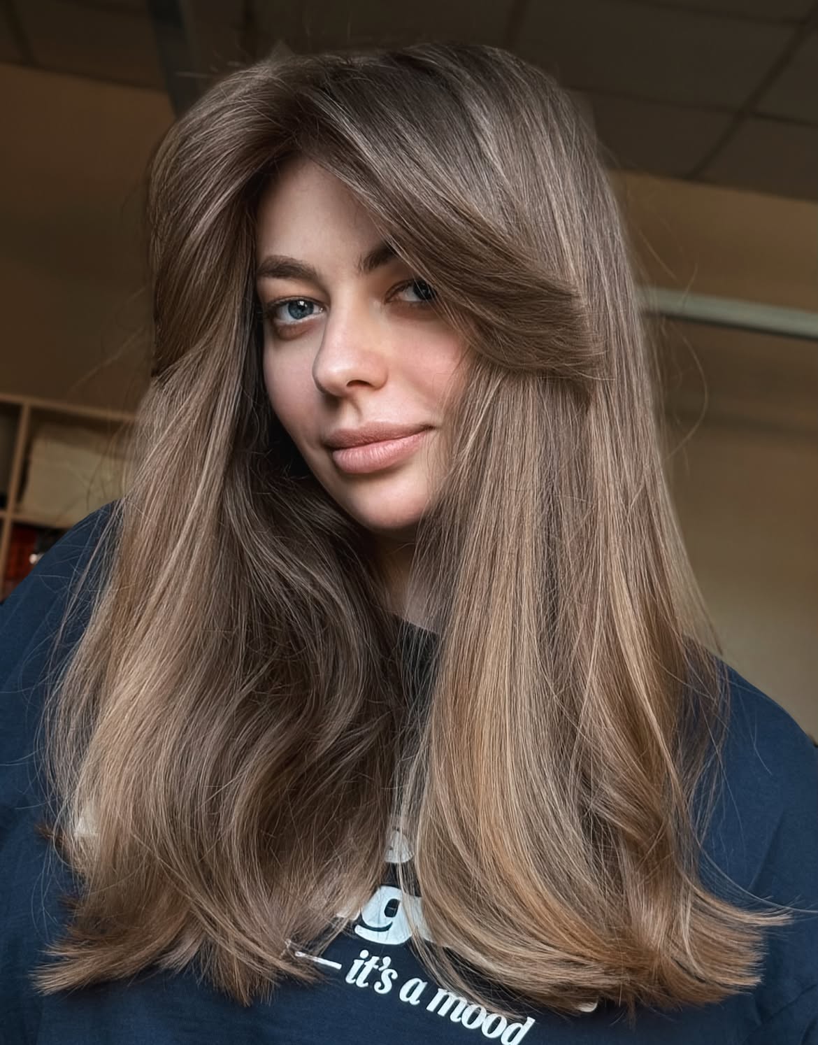 Warm Honey Blonde Lob With Face-Framing Layers