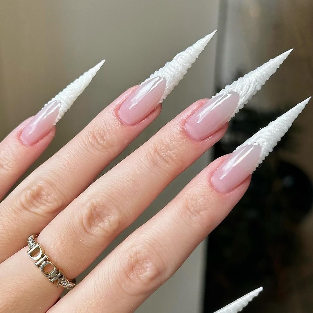 White Lace 3D Texture Stiletto Nails