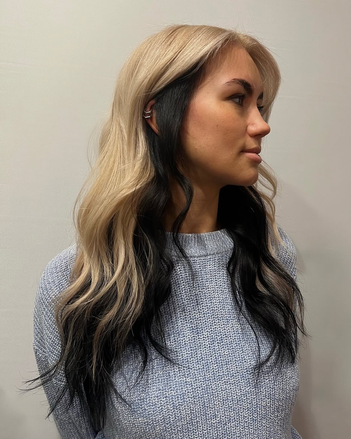 Bold Black and Blonde Two-Tone Waves