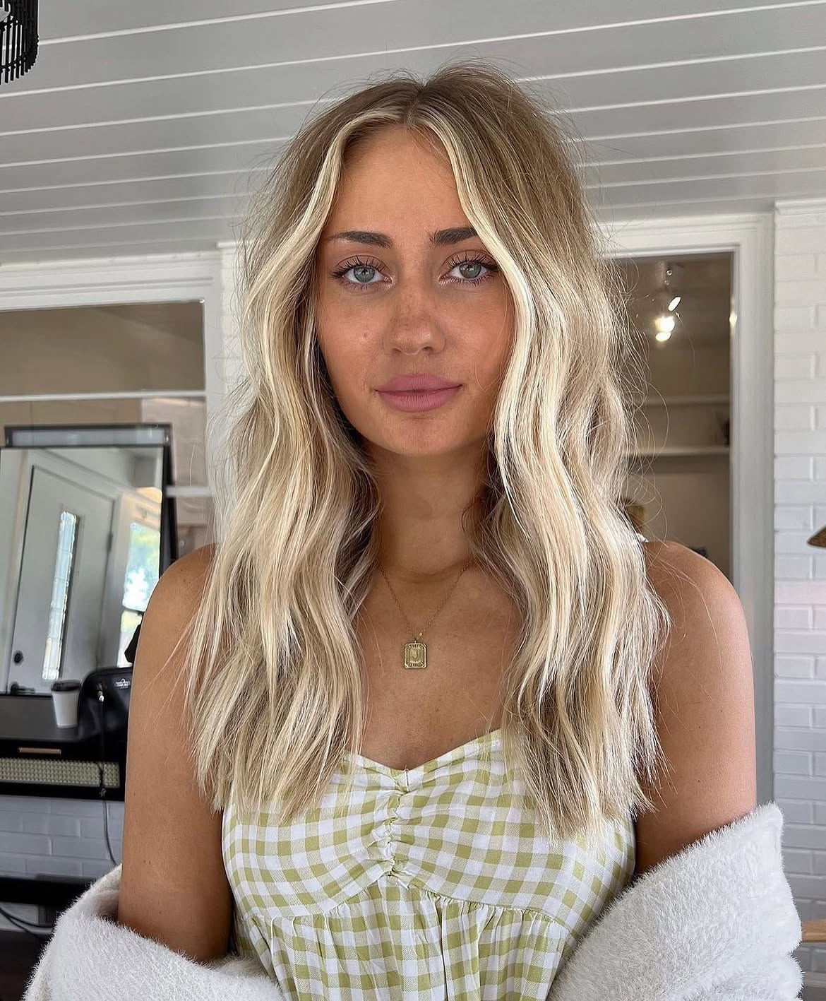 Bright Blonde Waves With Face Framing Money Piece