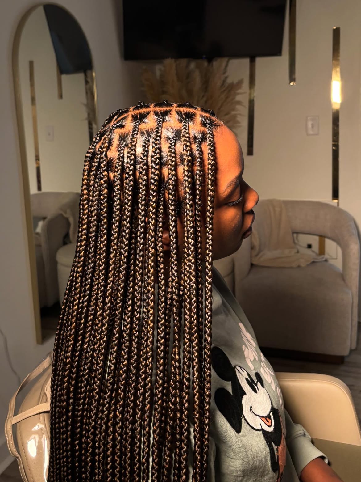 Chic Medium Length Knotless Braids
