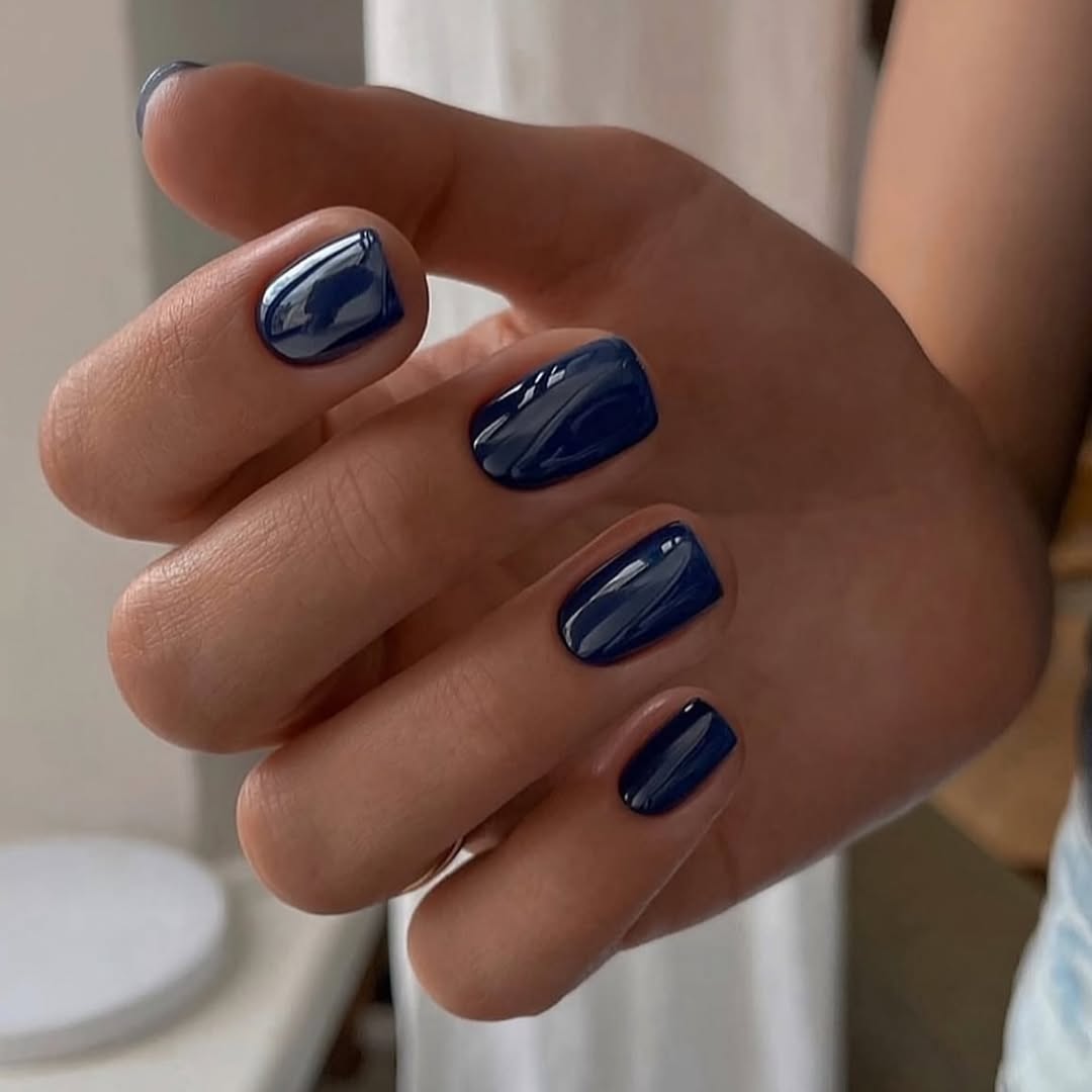Deep Navy Chrome High Gloss Nails