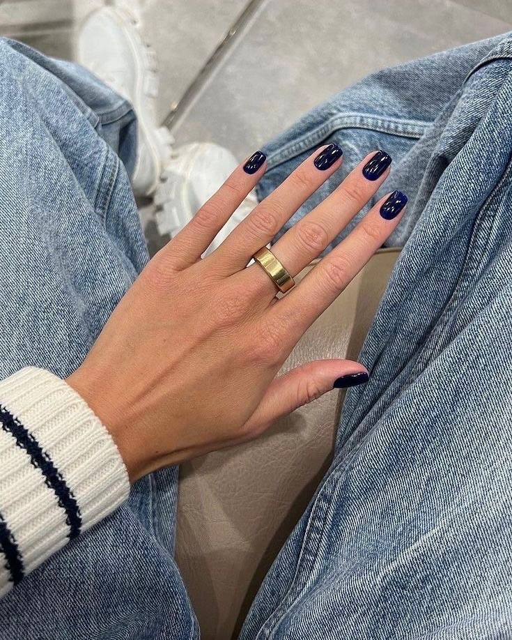 Deep Navy Glossy Square Nails