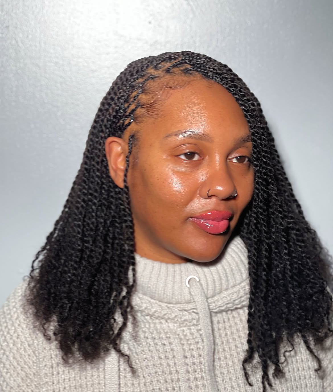 Defined Mini Twists With Natural Edges