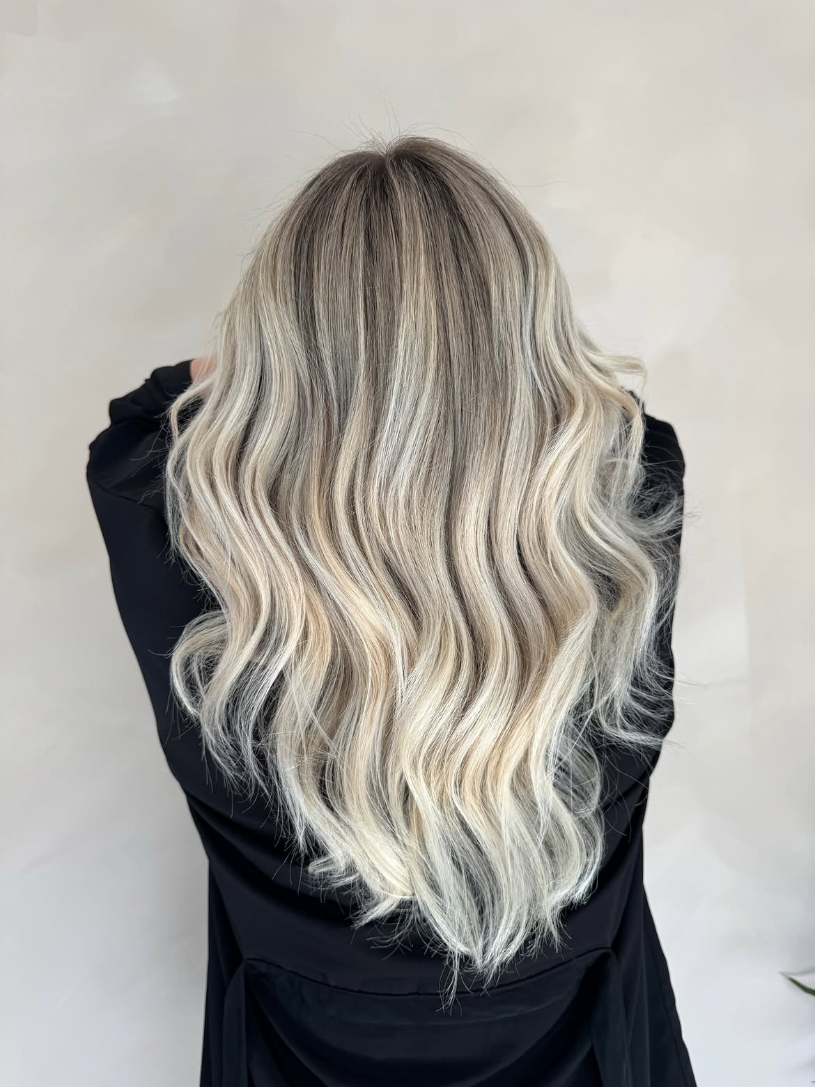 Dimensional Ash Blonde With Seamless Shadow Root