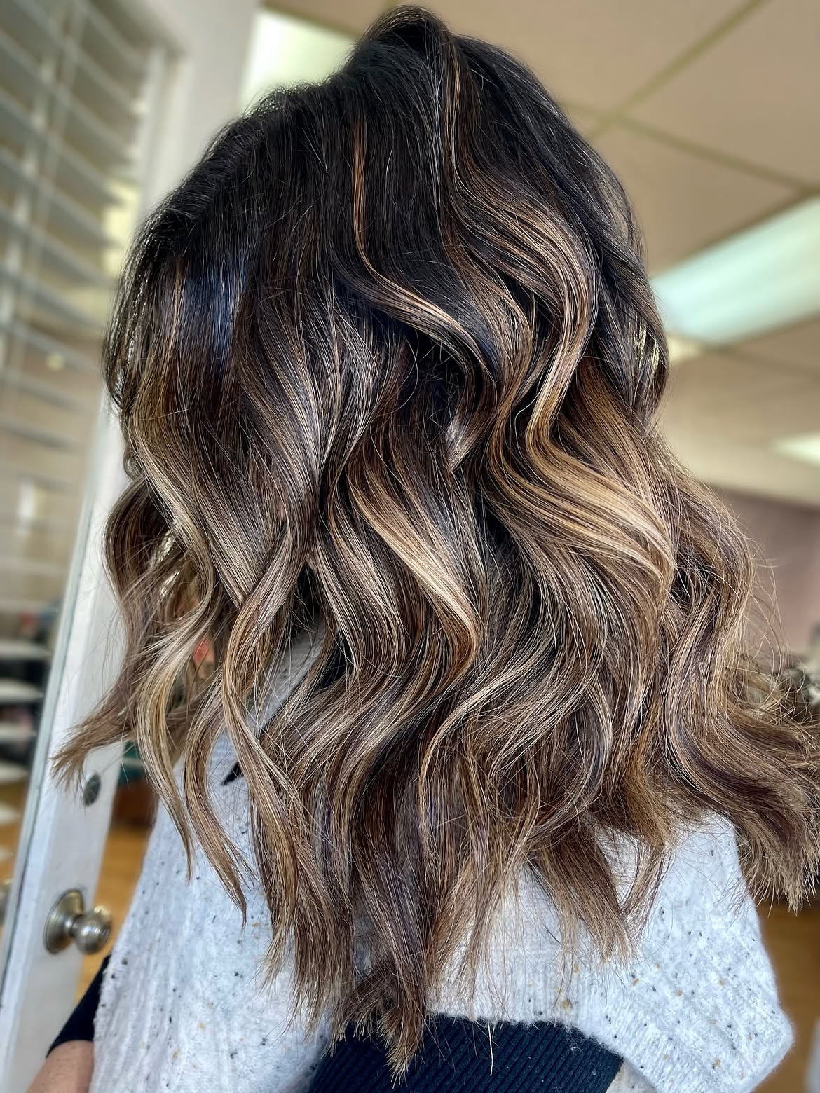 Dimensional Caramel Highlights On Jet Black Waves