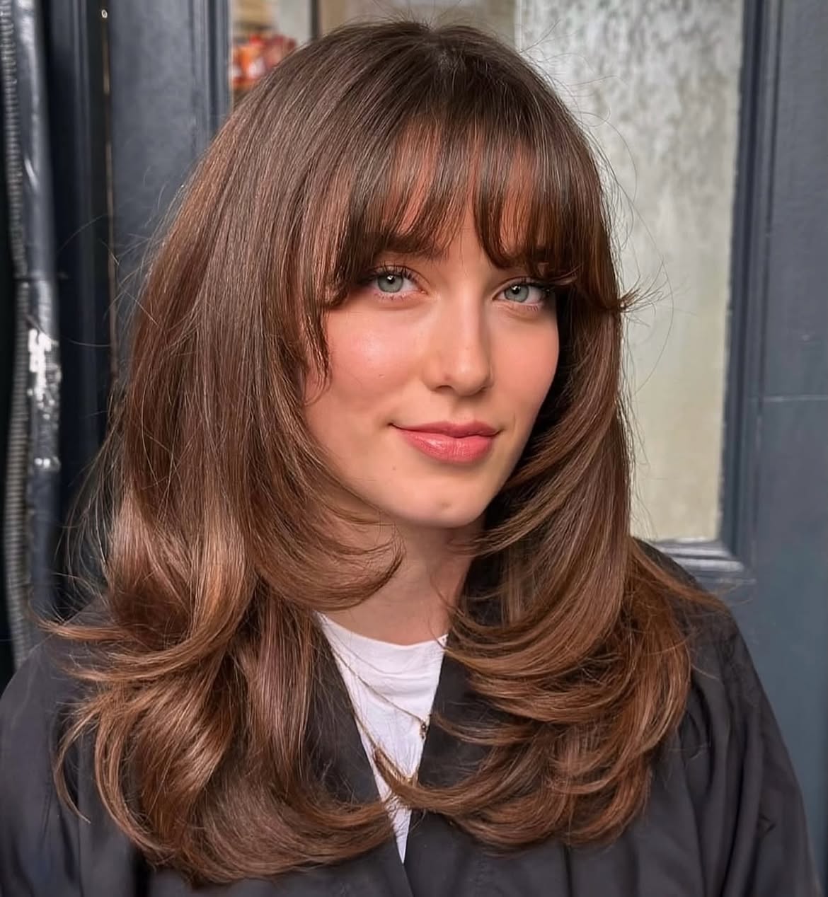 Effortless Face-Framing Layers With Warm Brown Balayage