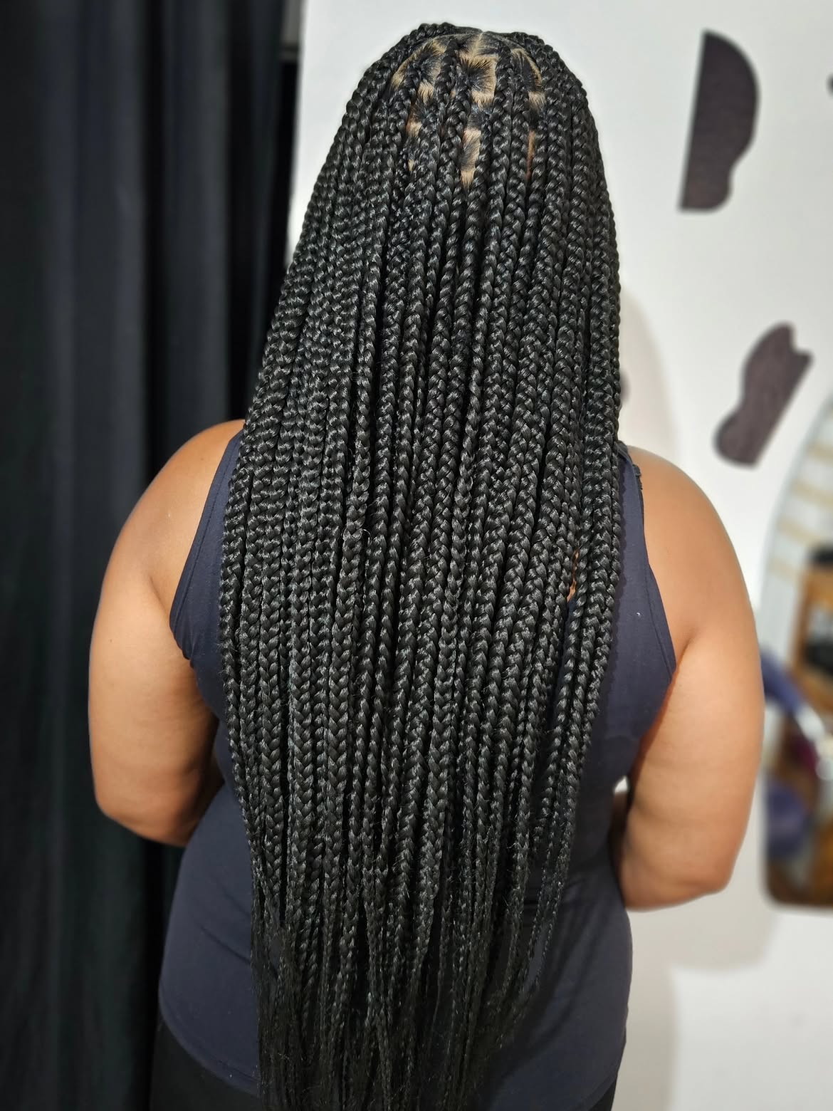Elegant Knotless Box Braids With Long Length