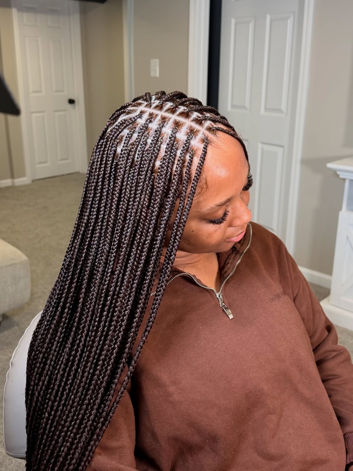 Elegant Shoulder-Length Small Knotless Braids