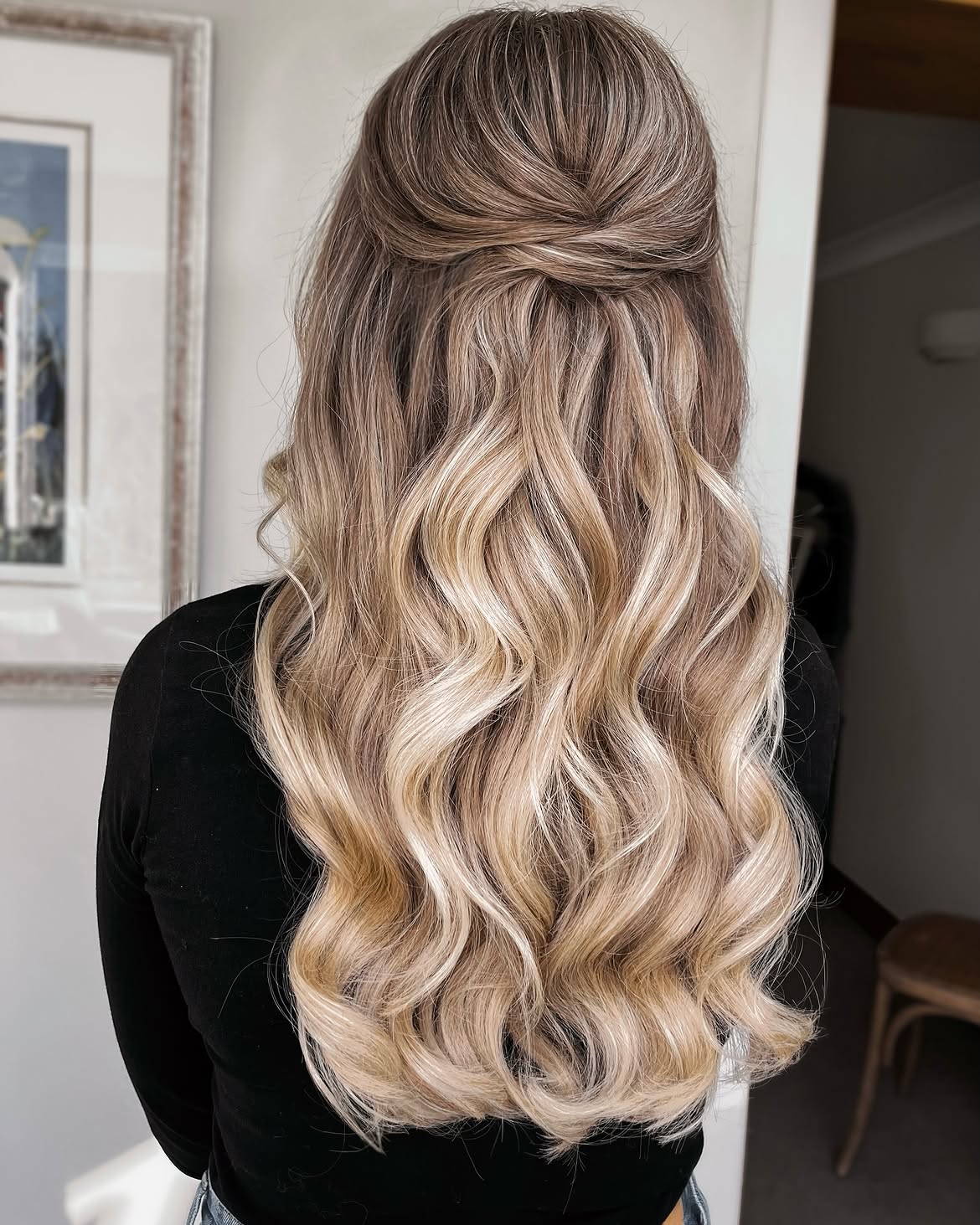 Elegant Twisted Half-Up Waves With Bronde Balayage