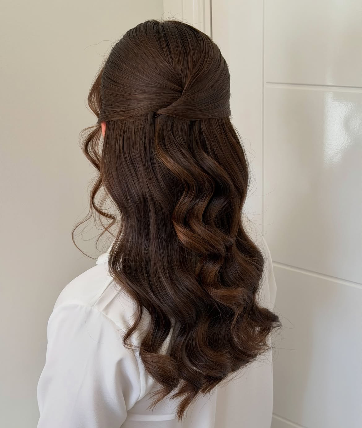 Elegant Twisted Half-Up With Loose Waves