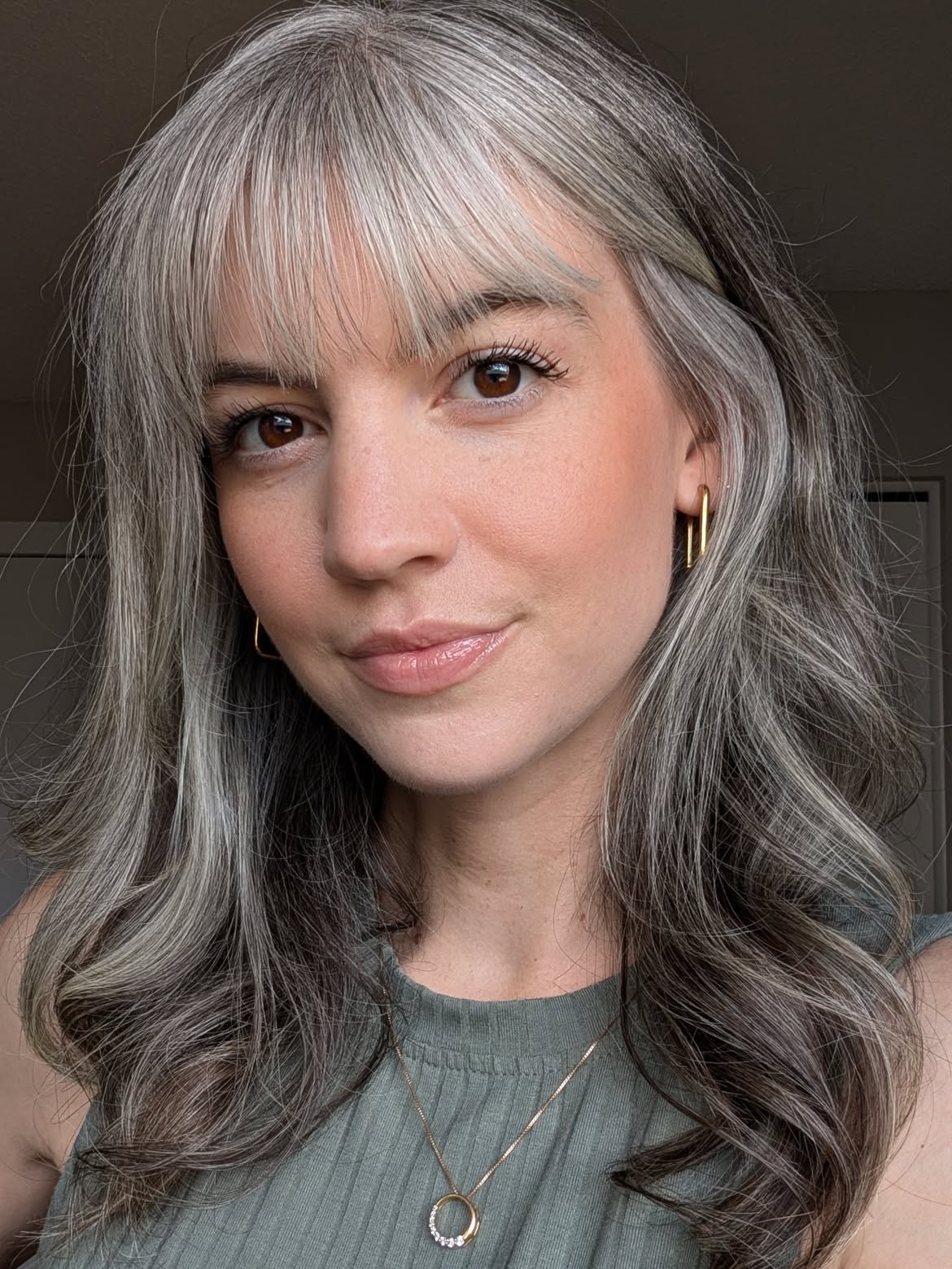 Embracing Natural Grey With Soft Waves