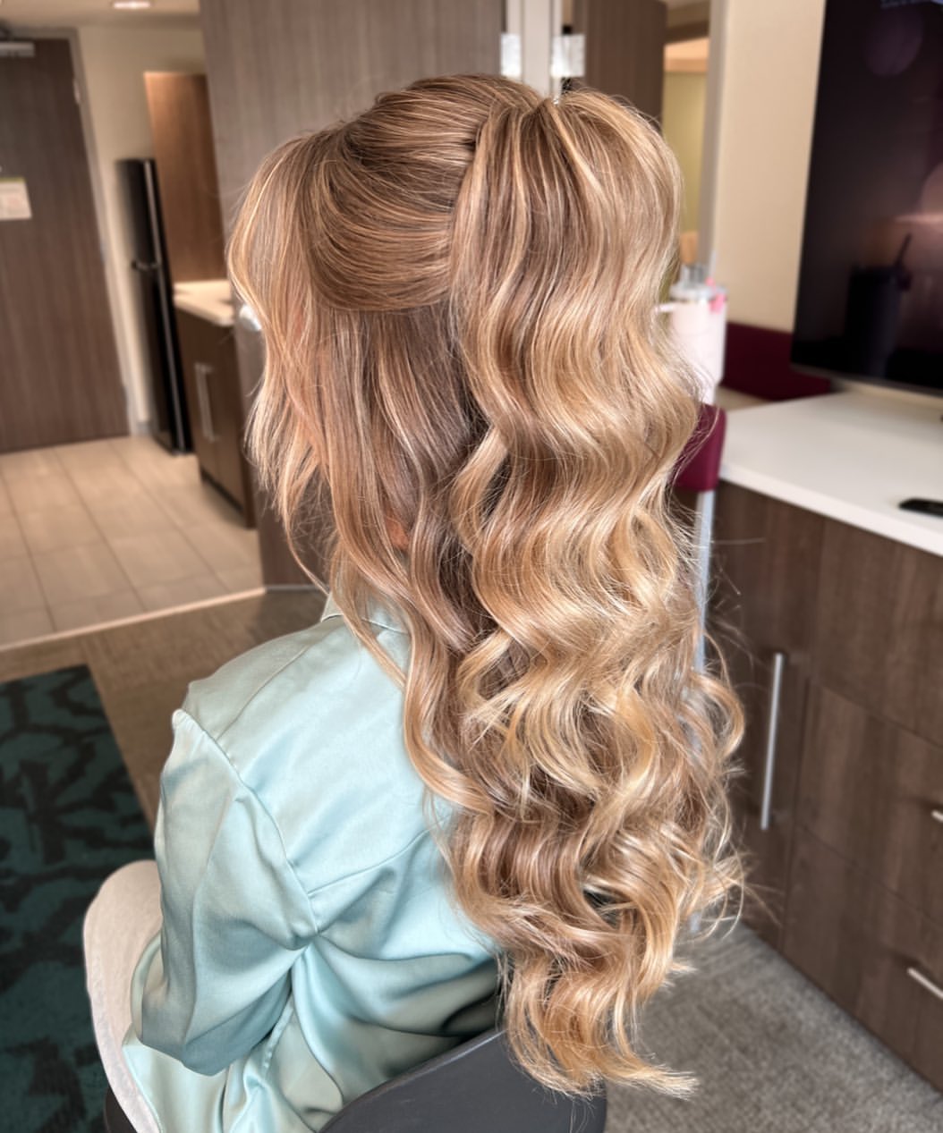 Glamorous Half Up Half Down Waves