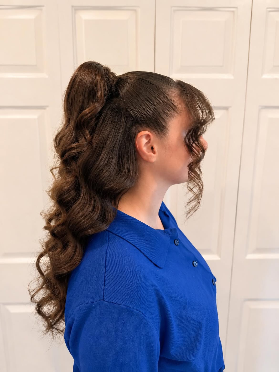 Glamorous High Ponytail With Voluminous Waves