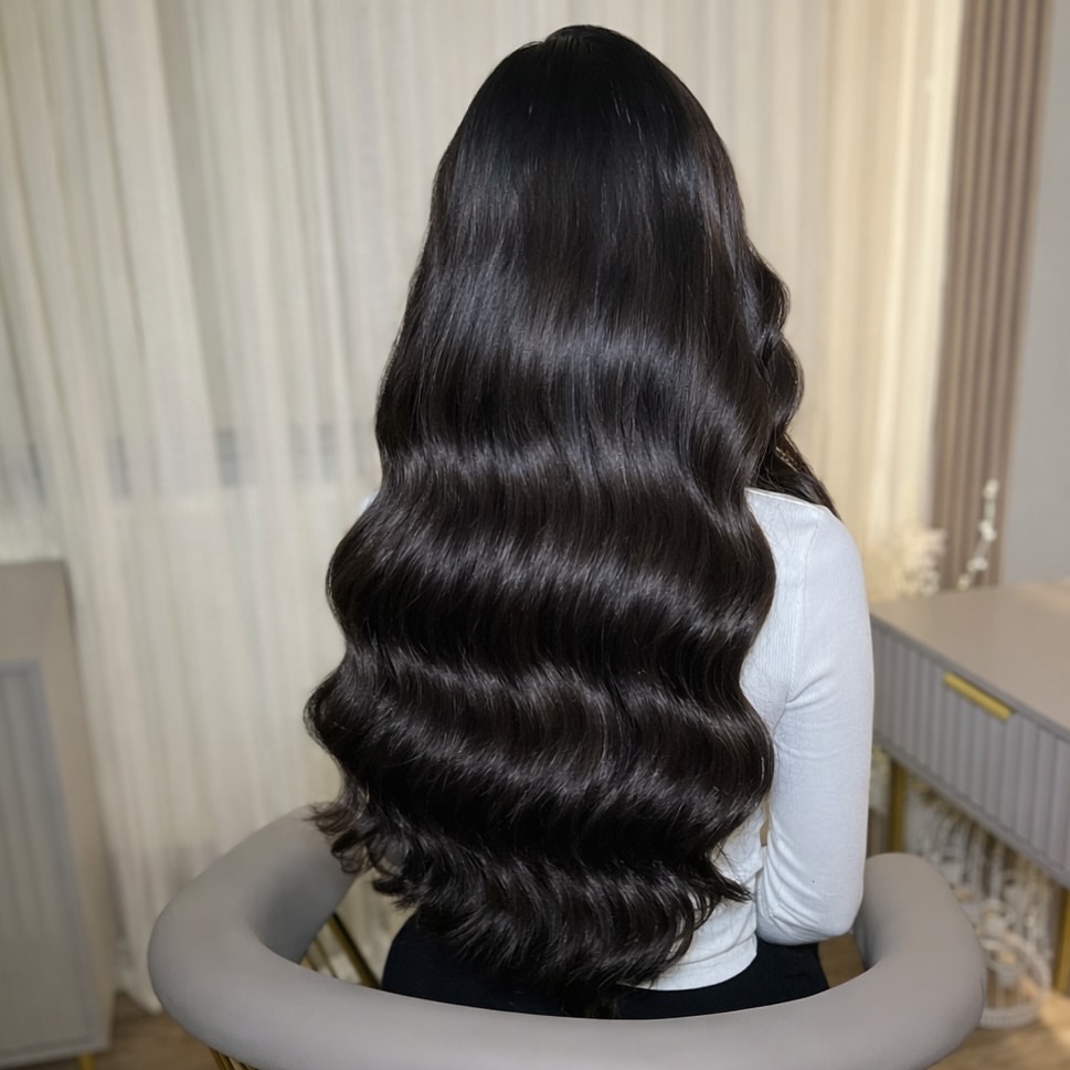 Glossy Deep Espresso Waves For Long Hair