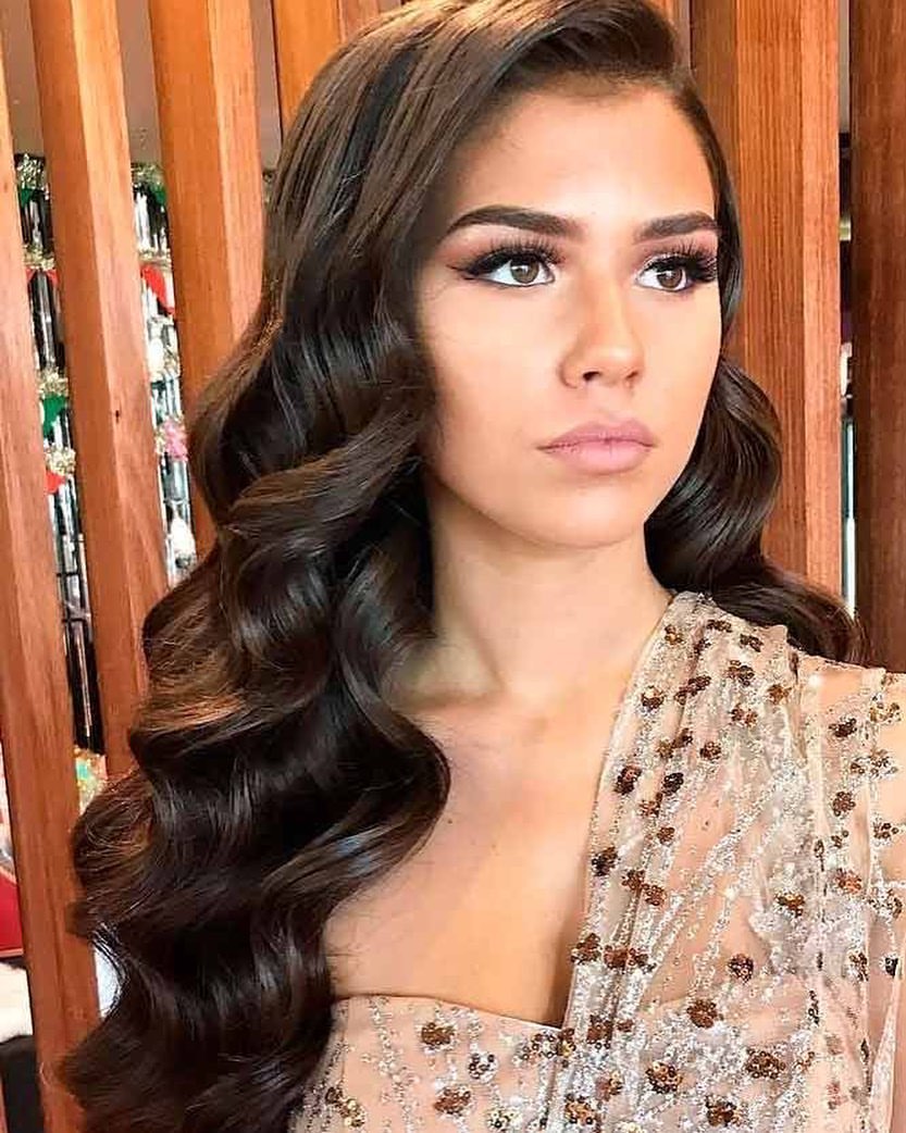 Hollywood Waves With Deep Side Part