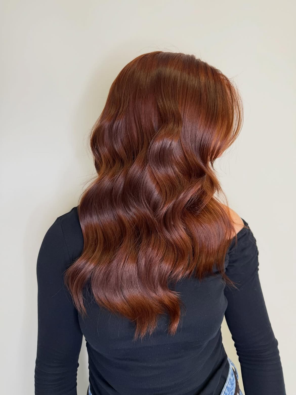 Rich Copper Waves With Subtle Red Undertones