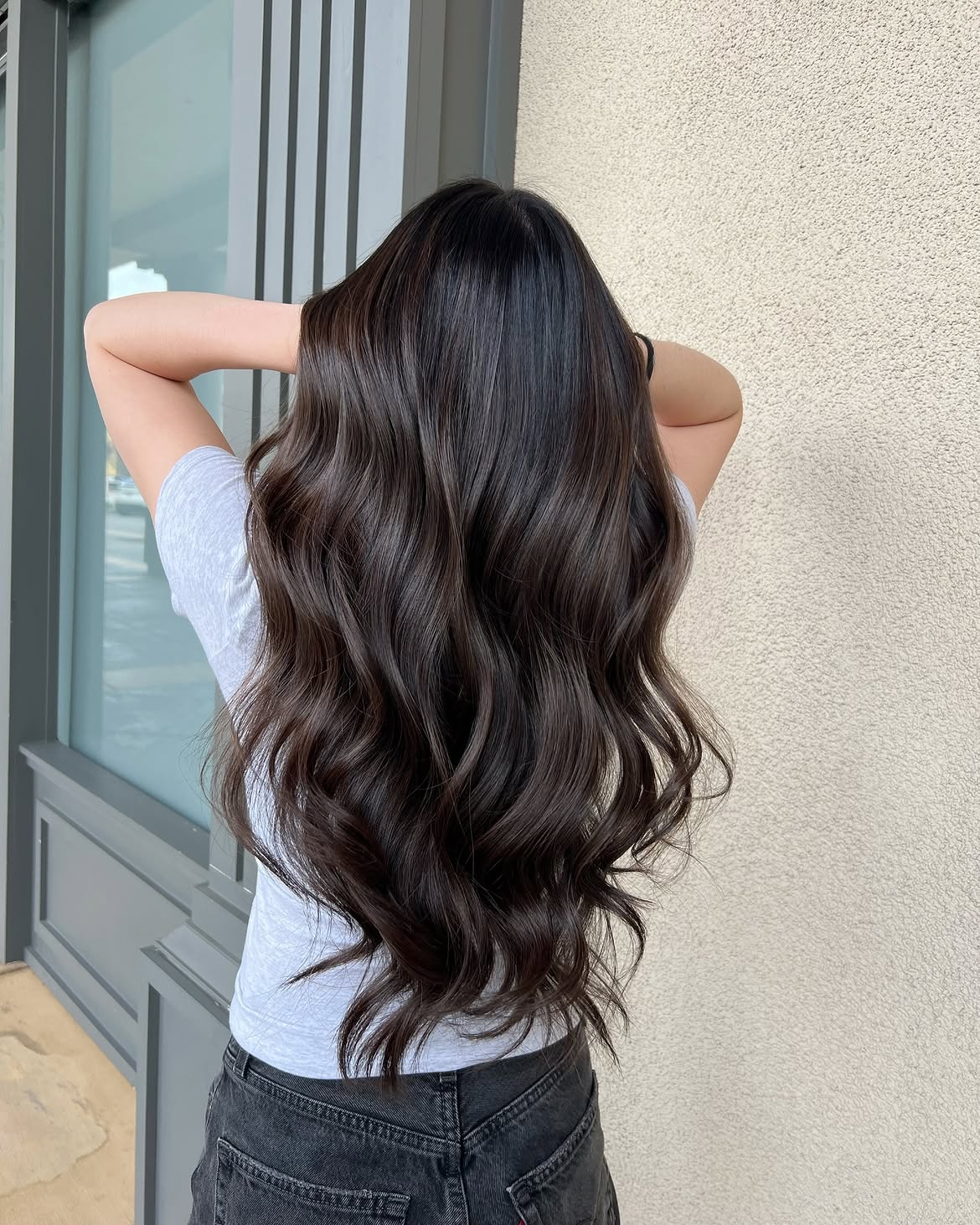 Rich Espresso Waves With Subtle Auburn Undertones