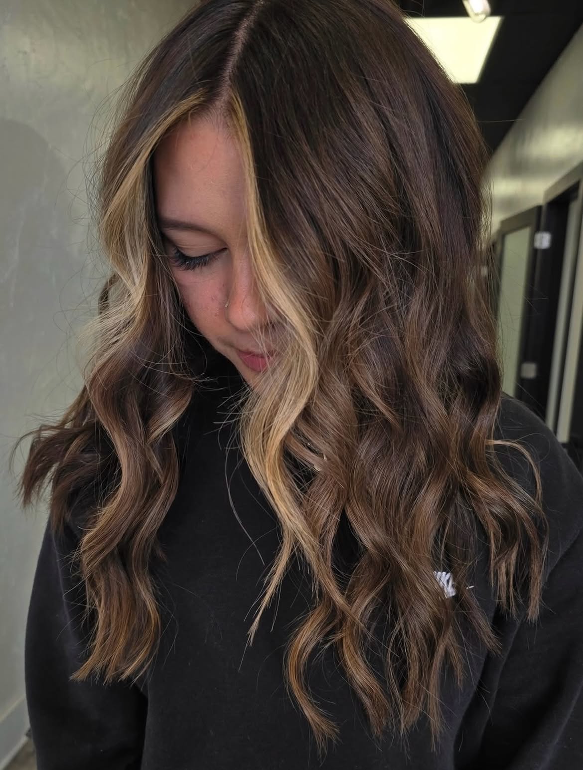 Soft Caramel Highlights With Bright Blonde Money Piece