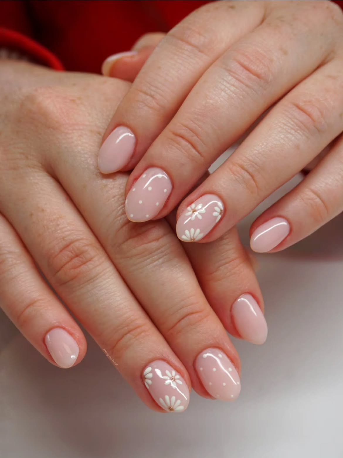 Sweet Daisy and Polka Dot Milky Pink Nails