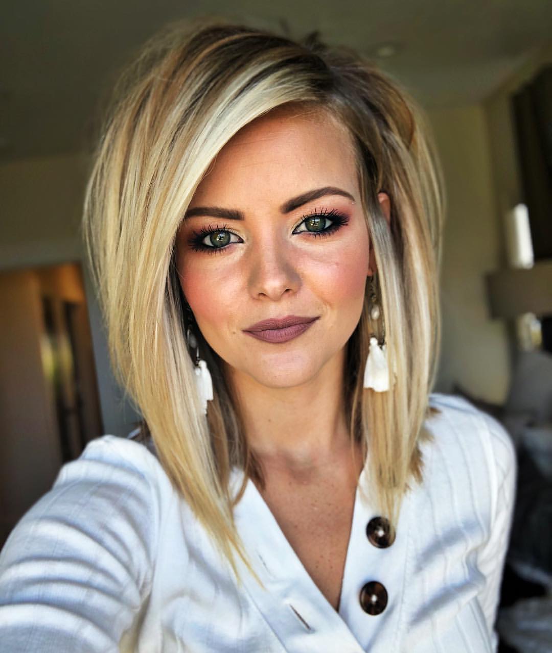 Textured Bronde Lob With Deep Side Part