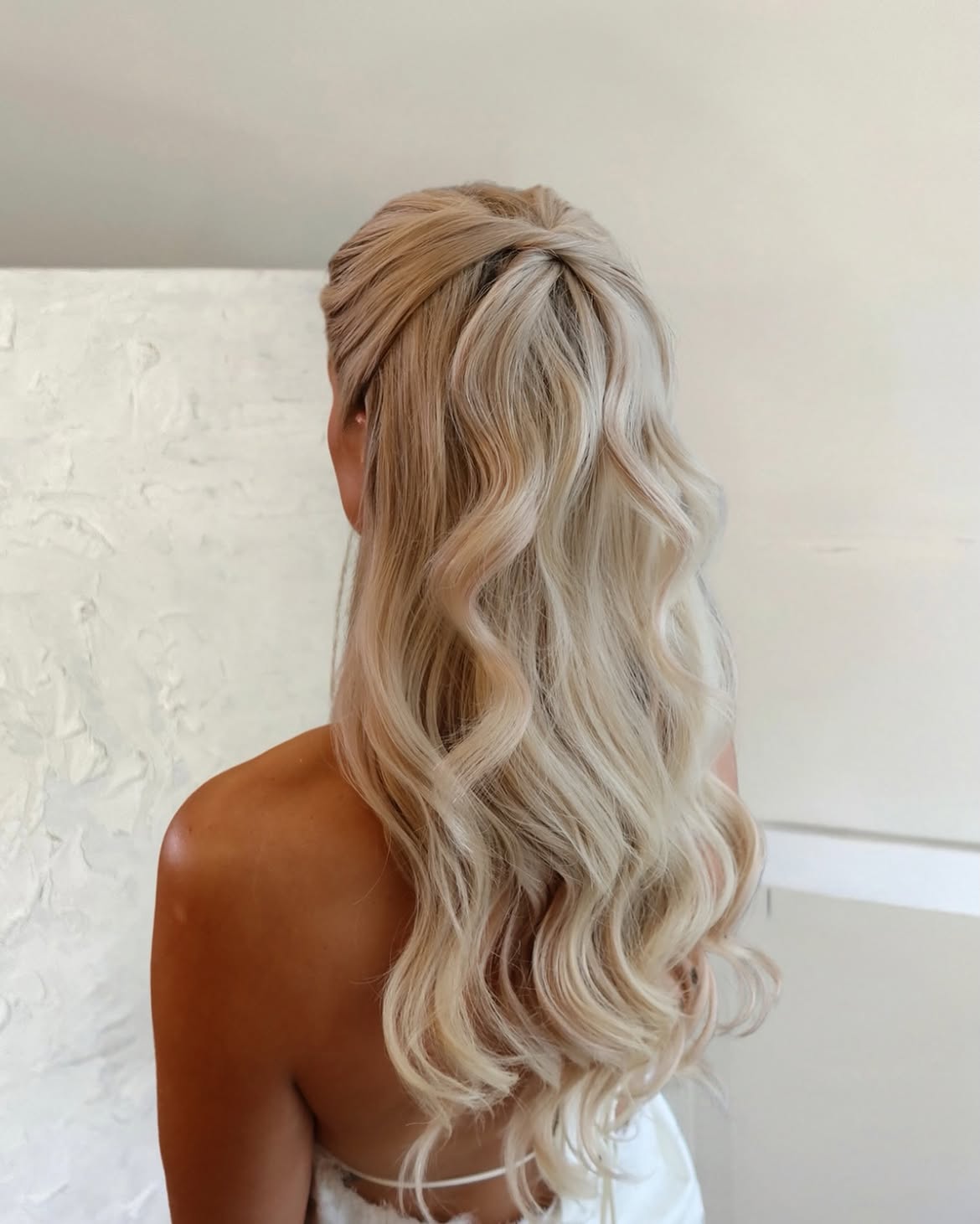 Textured Half Up Half Down With Loose Curls