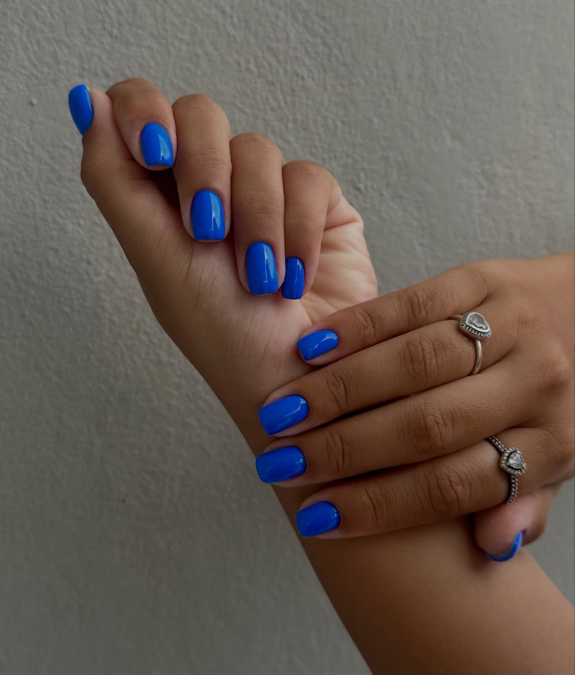 Vibrant Royal Blue Glossy Short Nails