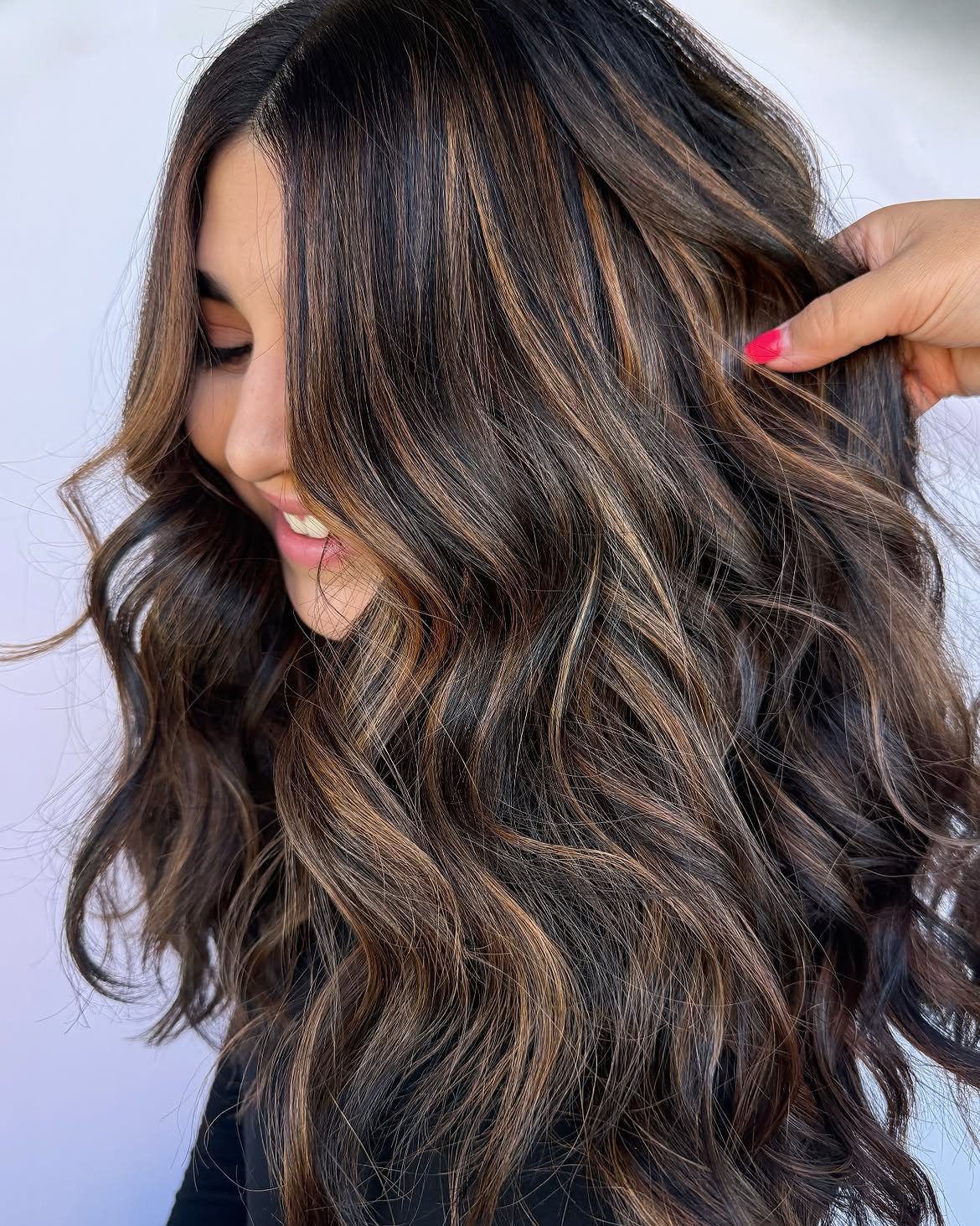 Warm Espresso Highlights On Dark Brunette Waves