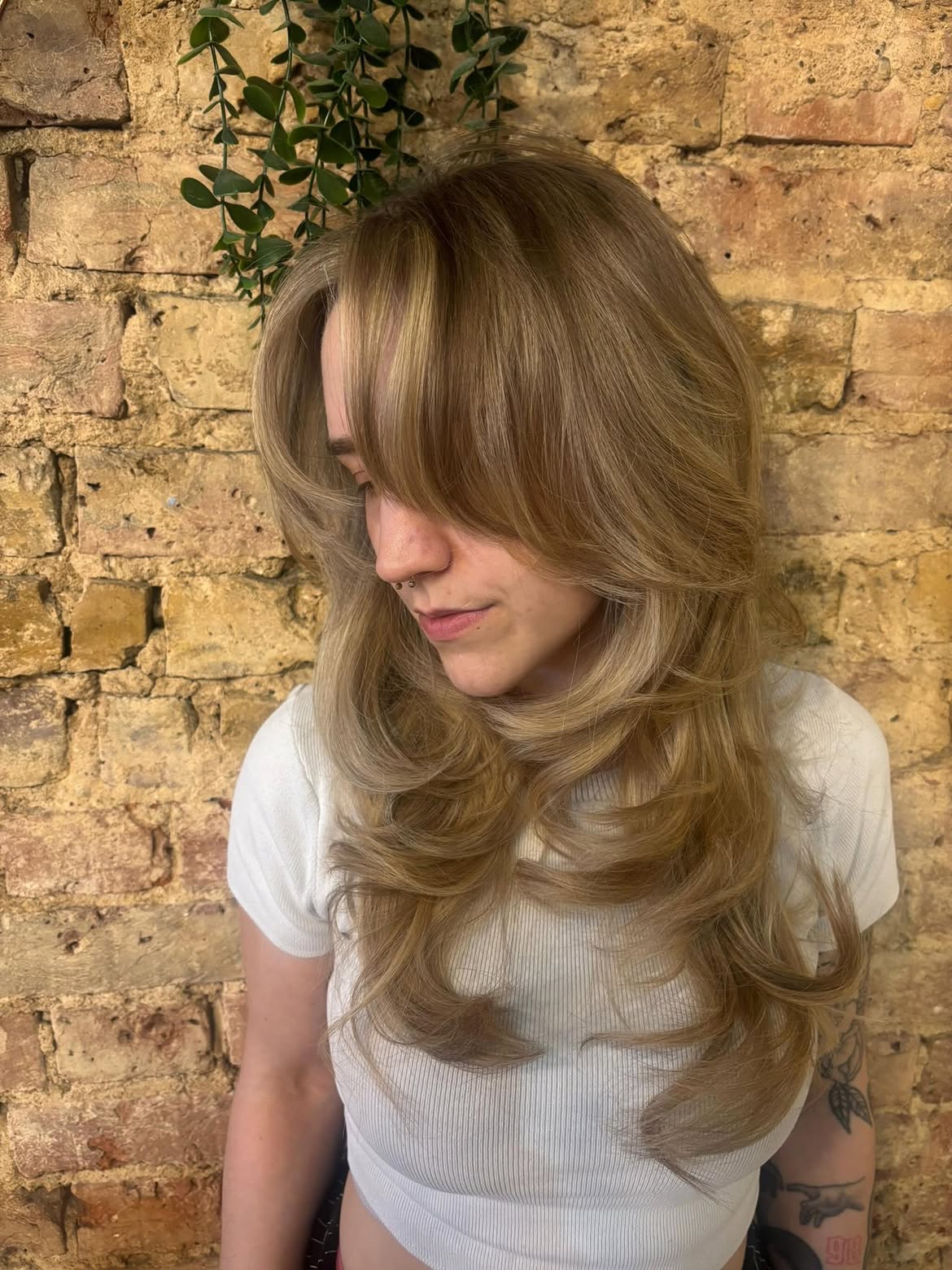 Y2K Layered Cut With Honey Blonde Highlights