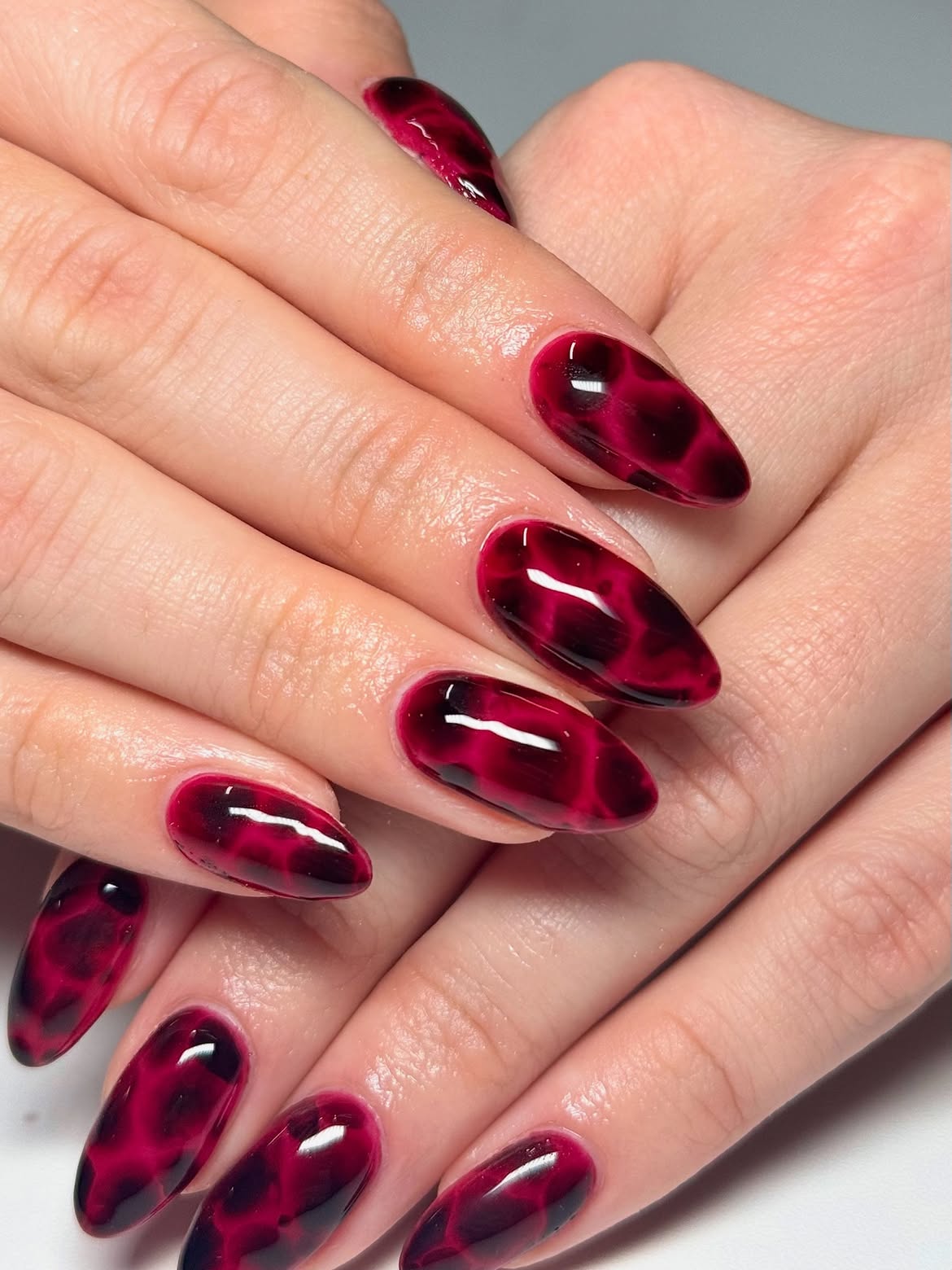 Deep Cherry Aura Cat Eye Nails