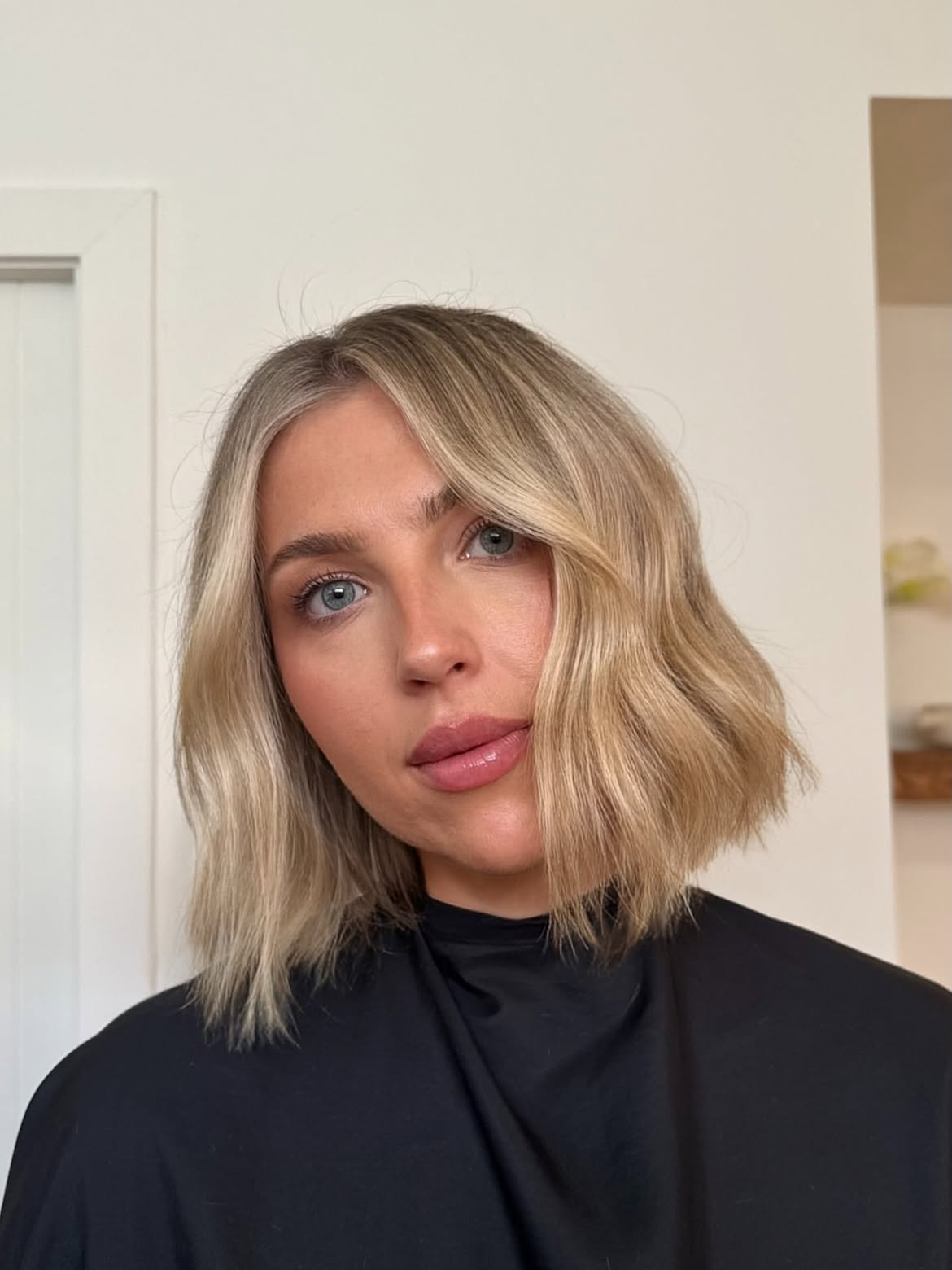 Effortless Beachy Waves Bronde Bob