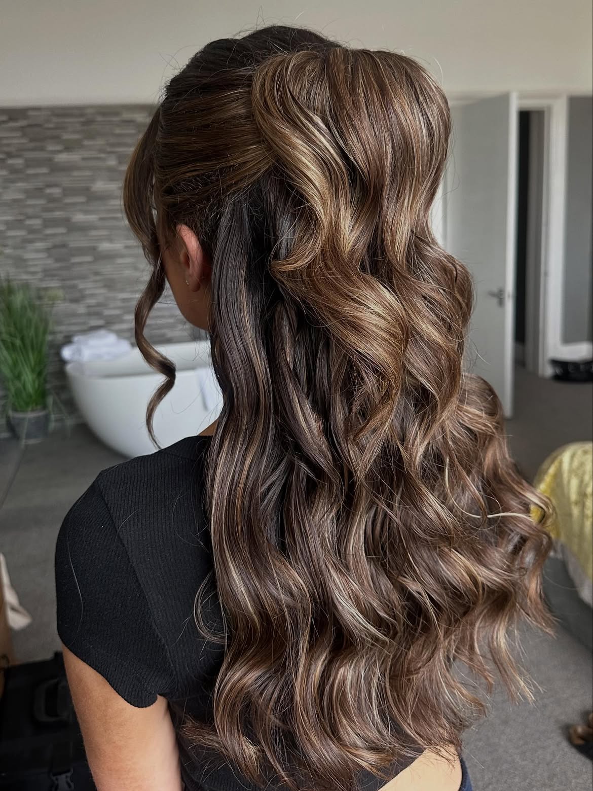 Half Up Half Down Soft Glam Waves